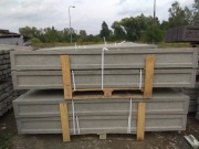 Podmurówka, deska betonowa pod panel lub siatkę.