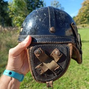 Kask Orzeszek Hełmofon, hełm czołgisty z epoki PRL-u  