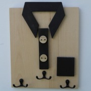 Wieszak drewniany koszula męska na ścianę