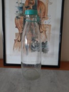 Butelka do mleka z czasów PRL-u o poj. 1 l.