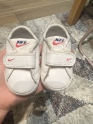 Buty dziecięce Nike – rozmiar 16 (7 cm)