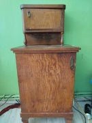 Szafka antyk w stylu vintage
