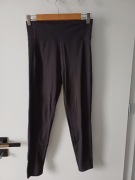 Sinsay, Czarne leginsy sportowe damskie w bardzo dobrym stanie, rozmiar S