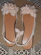 2 pary butów (nowe) r. 41 ( dł. 26,5 cm). 