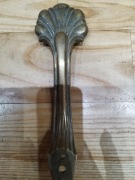 Mosiężne ramię lampy