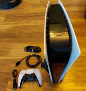 Konsola Sony PlayStation 5 (PS5) z napędem
