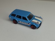 Hot wheels  DATSUN BLUEBIRD