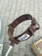 UCHWYT RURY SPUSTOWEJ brąz 110 METAL WAVIN KANION