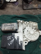 Silniczek do podnoszenia szyby lewy tył toledo2 Leon1 golf4 Octavia 