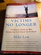 Książka Victims No Longer - Mike Lew