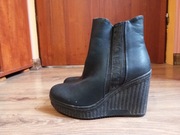 Kozaki damskie na koturnie rozmiar 36 