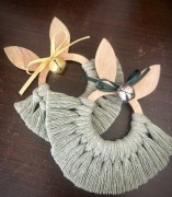 Ręcznie Robione Zajączki Wielkanocne – Makrama Boho (Zestaw)