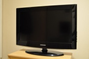 Telewizor LCD SAMSUNG LE26A451 / 26" / komplet