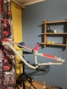 PILNE rama full octane one omg pęknięta(enduro,trail,slopeduro,dh)