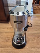 Kolbowy ekspres ciśnieniowy DeLonghi 