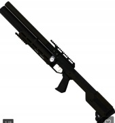 Wiatrówka PCP ZBROIA Sapsan TAC-M 550/300 kaliber 5,5 Czarny