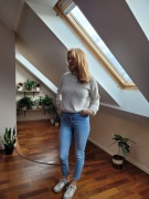 Krótki sweter jasno szary 