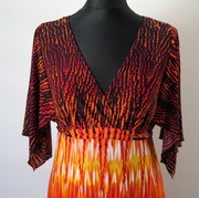 Piękna suknia Valerie Bertinelli, r. 40 L