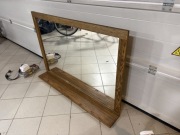 Lustro drewniane z ramą i półką