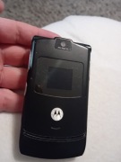 Motorola V3 wizualnie ładna kompletna stan techniczny nieznany Polecam 