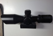 Luneta Theta Optics 2,5-10X40