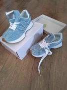 Buty sportowe w kolorze jeans rozm. 36 wkładka 23cm.