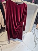 Elegancka sukienka welurowa