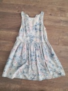 Sukienka Reserved jasno niebieska w  kwiaty. Xl
