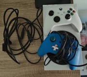 Xbox Series S 512 GB + 2 oryginalne pady + kabel HDMI + zasilacz