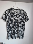 T-shirt medicine