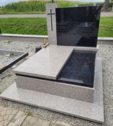 Nagrobek pomnik granitowy
