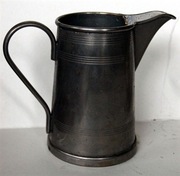 Dzbanuszek 1/4L przedwojenny