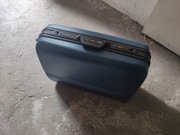 Walizka podróżna duża na kułkach 