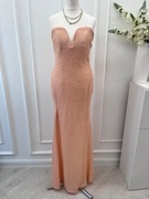 Sukienka dopasowana morelowa rybka cekinowa maxi TFNC 40 L