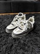 Buty Louis Vuitton LV Trainer Sneakers | White/Grey | Rozmiar 43