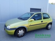 Opel corsa B 3-D na części