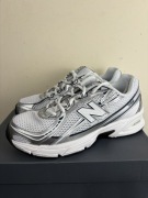 Buty/Sneakersy New Balance U740WN2