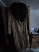 Sprzedam piękne długie futro vintage 