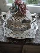 Ożdobna.  Waza z tąca