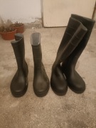 Dwie pary kaloszy gumiaki rozmiar 42