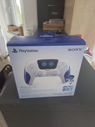 Astro Bot dual sense pad . Wersja limitowana z mediaexpert