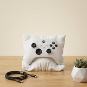 Stylowa podstawka pod pada Xbox poduszka
