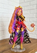 Toralei Stripe lalka kolekcjonerska Monster High z zestawu Hissfits