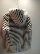 Kurtka futerko zebra