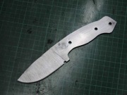 Klinga "Mały Alfa" Blank Bushcraft Nóż Ręcznie Robiony Resor