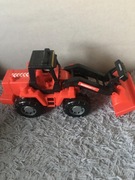 Duża czerwona koparka z ruchomą łyżką