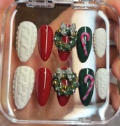 Zestaw Press On Nails Rękodzieło - Ozdoby świąteczne 3d.. Rozmiar M