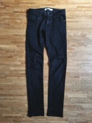 Detroit czarne rurki roz. 152