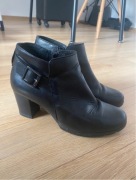 Buty skórzane Lasocki 37