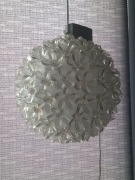 Kula świecąca do zawieszenia jak nowa 